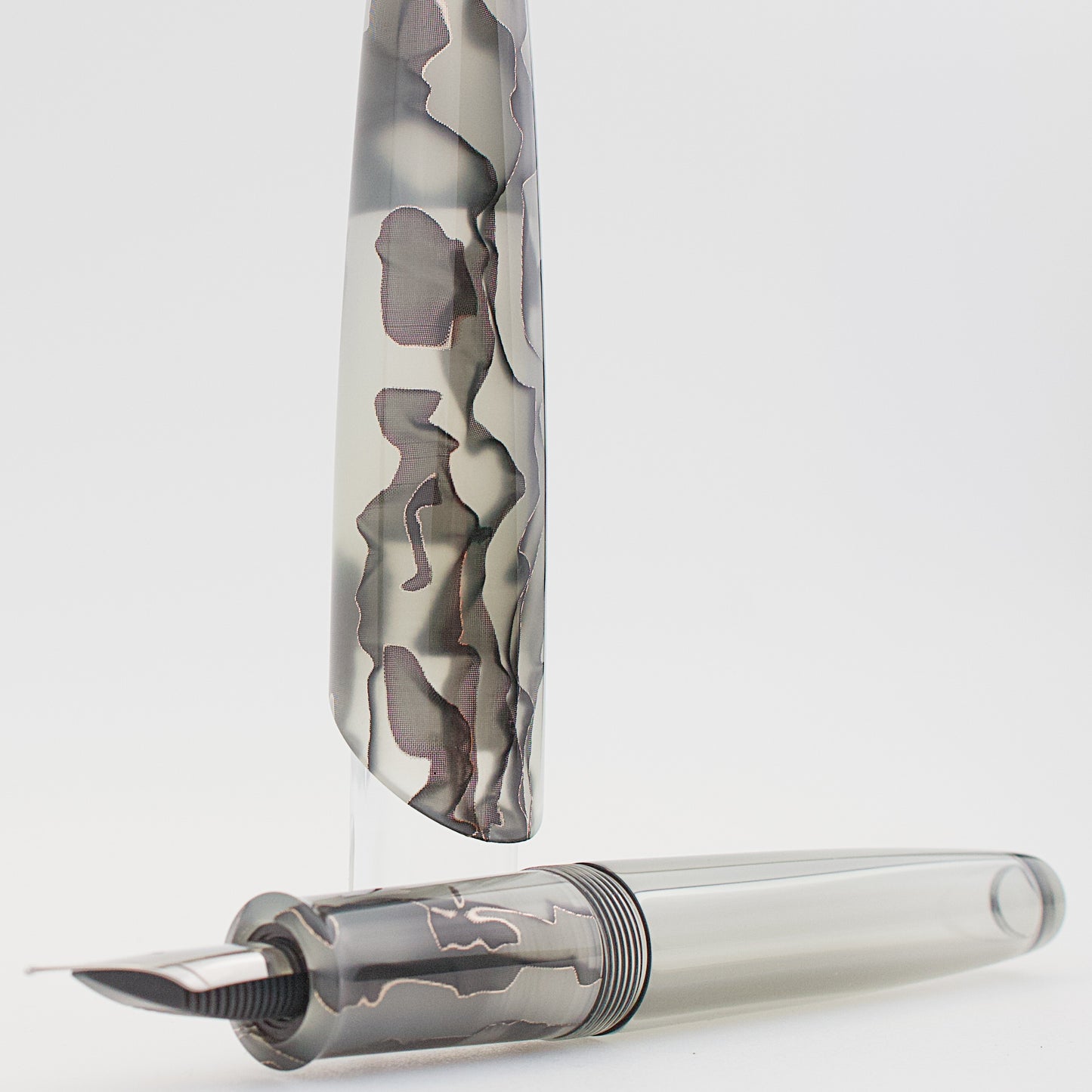 Portage Dedicated Eyedropper - UV reactive glow in the dark Raffir